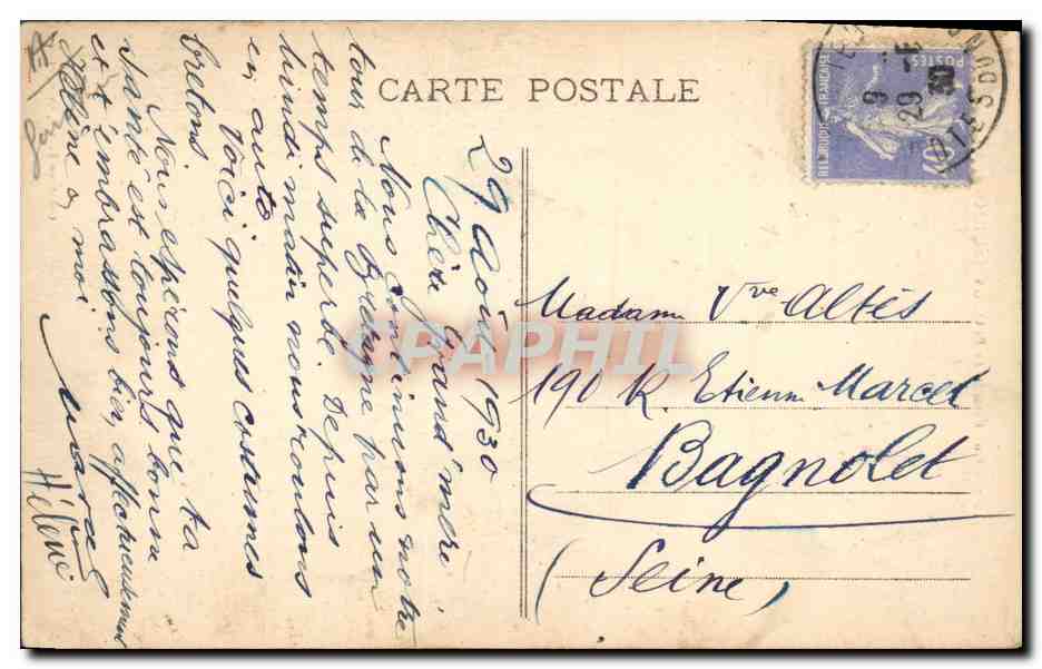 CPA Folklore Une famille de Plougastel Daoulas — Verso