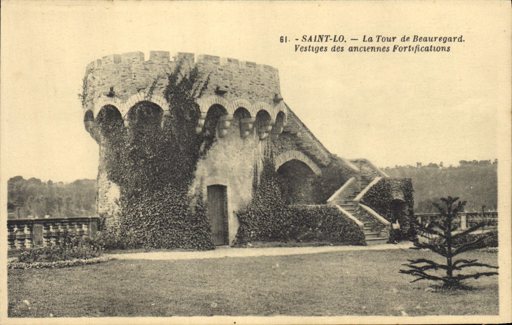 CPA Chateau Saint Lo La tour de Beauregard Vestiges des anciennes fortifications 