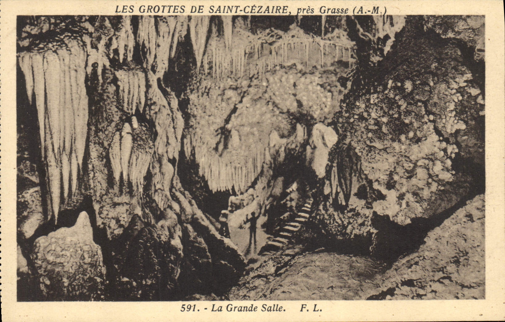 Les Grottes de Saint-Cézaire, près Grasse (A.-M.) — La Grande Salle — F. L. n° 591