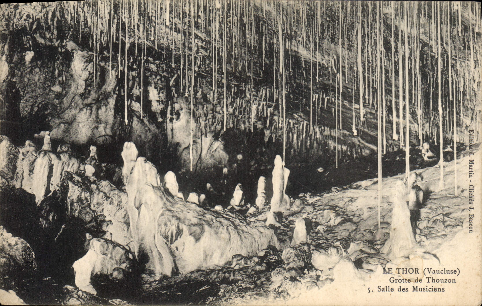 LE THOR (Vaucluse) — Cueva de Thouzon, Sala de los Músicos — Edición Martin - Chiehls J. Basson, n°5