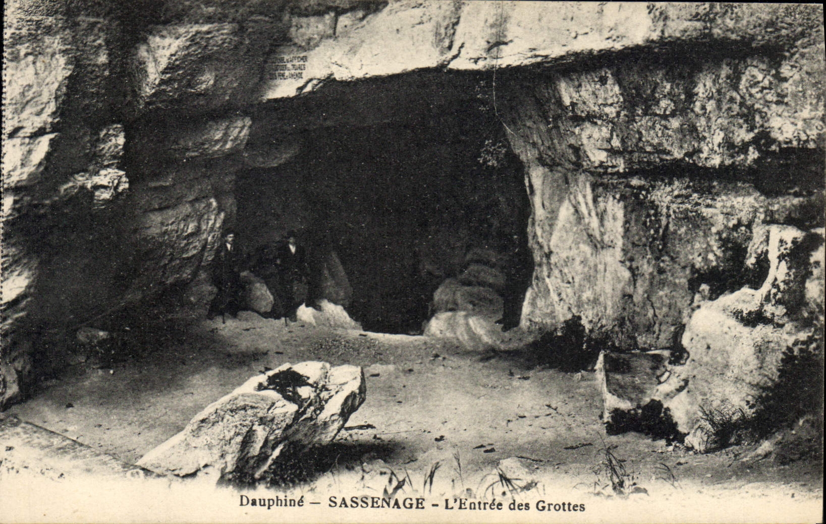 Dauphiné - Sassenage - L'Entrée des Grottes