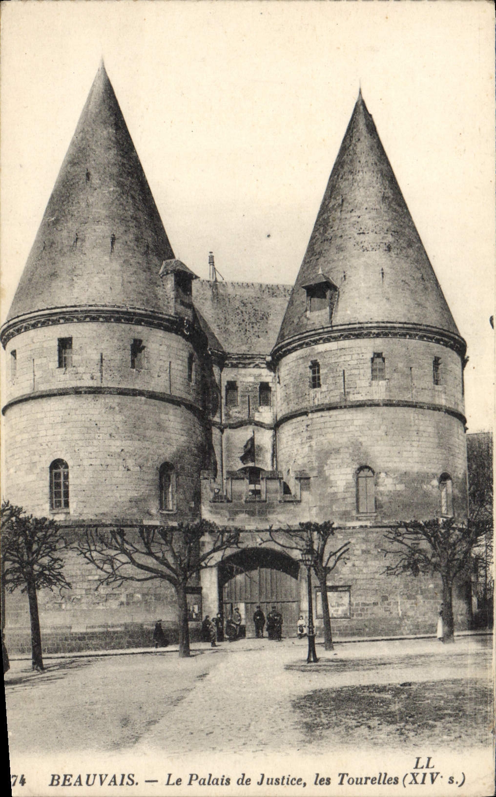 CPA Palais de Justice Les Tourelles Beauvais 