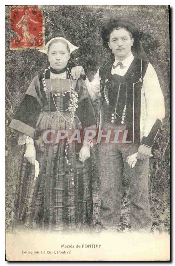 CPA Folklore Maries de Pontivy Mariage