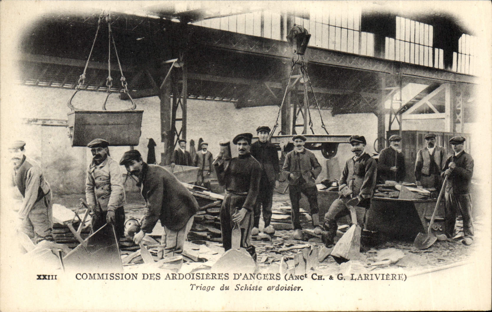 CPA Ardoisieres Commission des ardoisieres d'Angers Lariviere Triage du schiste ardoisier