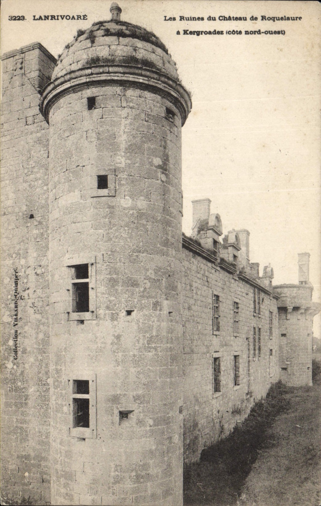 CPA Lanrivoare Les ruines du Chateau de Roquelaure a Kergroadez 