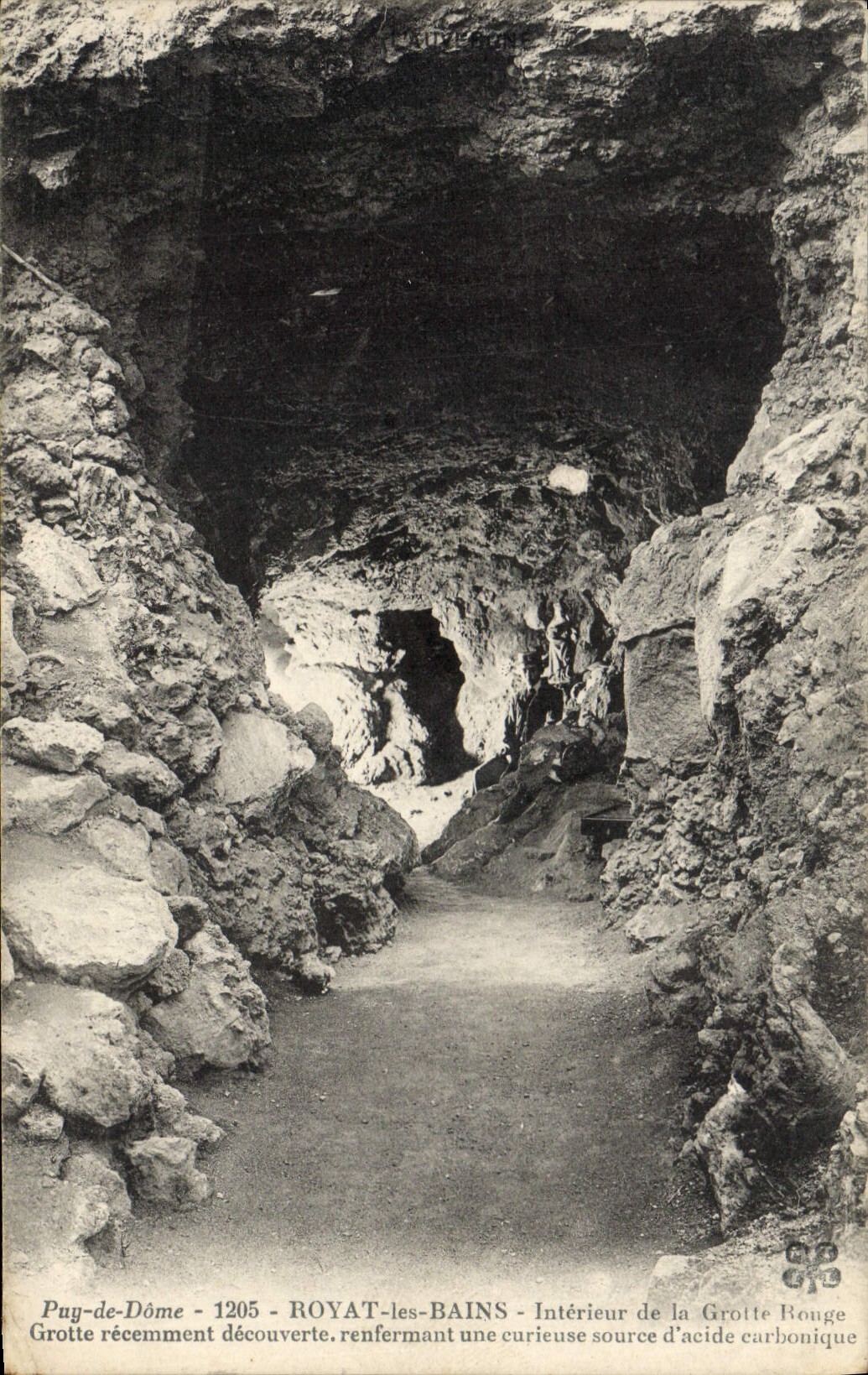 Pug-de-Dôme - 1205 - ROYAT-LES-BAINS - Intérieur de la Grotte Rouge