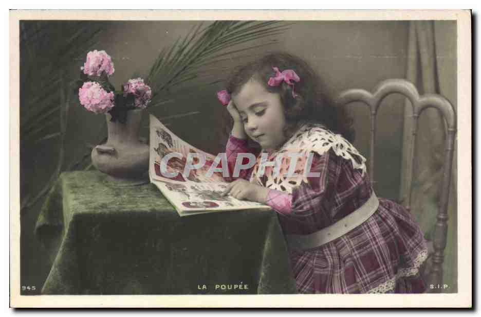 CPA Fantaisie Enfant Poupee 