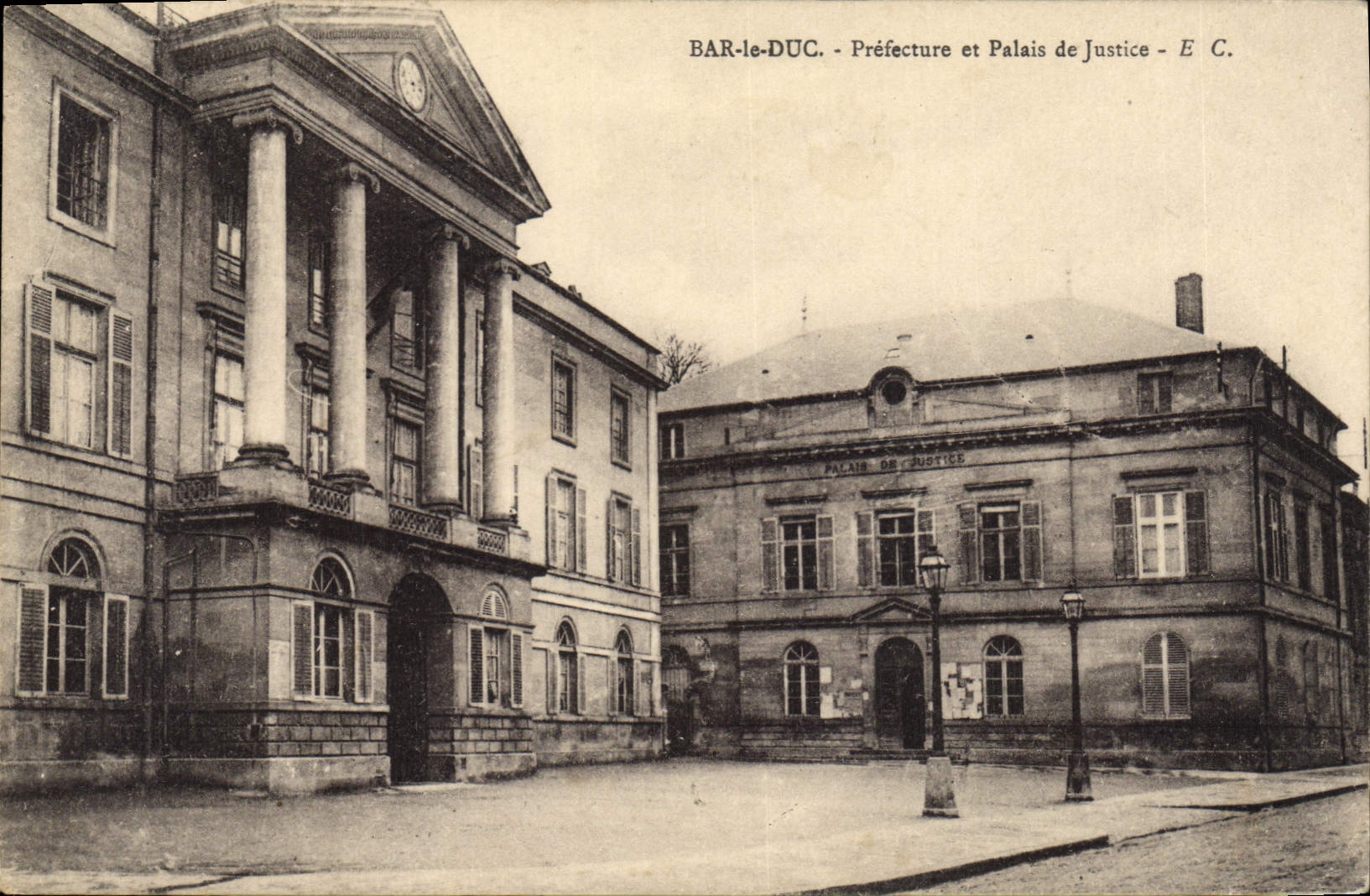 CPA Bar le Duc Prefecture et Palais de justice 