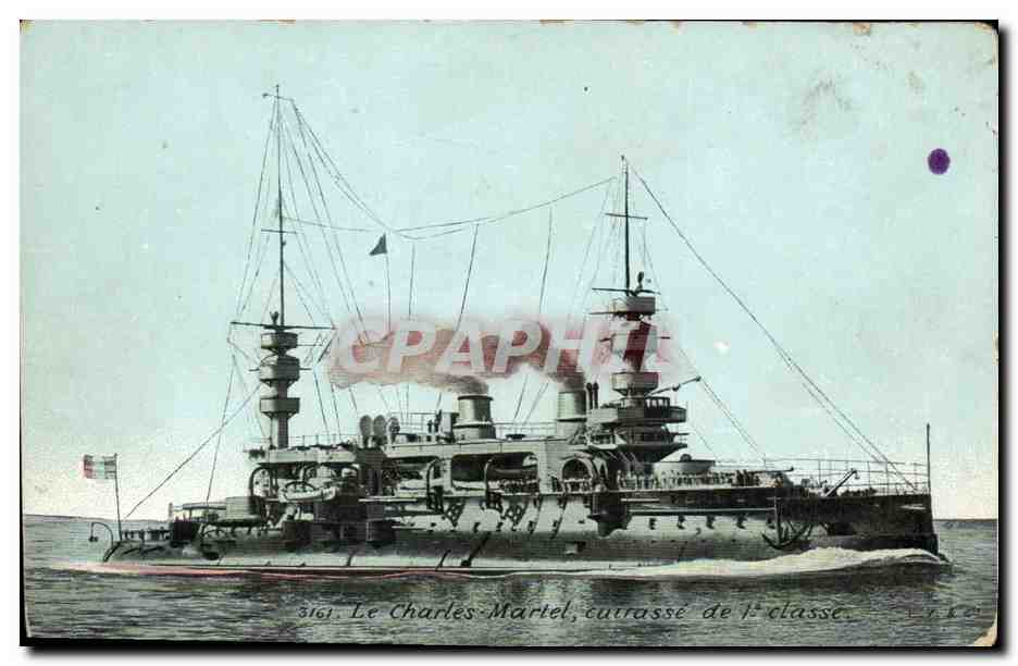 CPA Bateau de Guerre Le Charles Martel Cuirasse de 1er rang