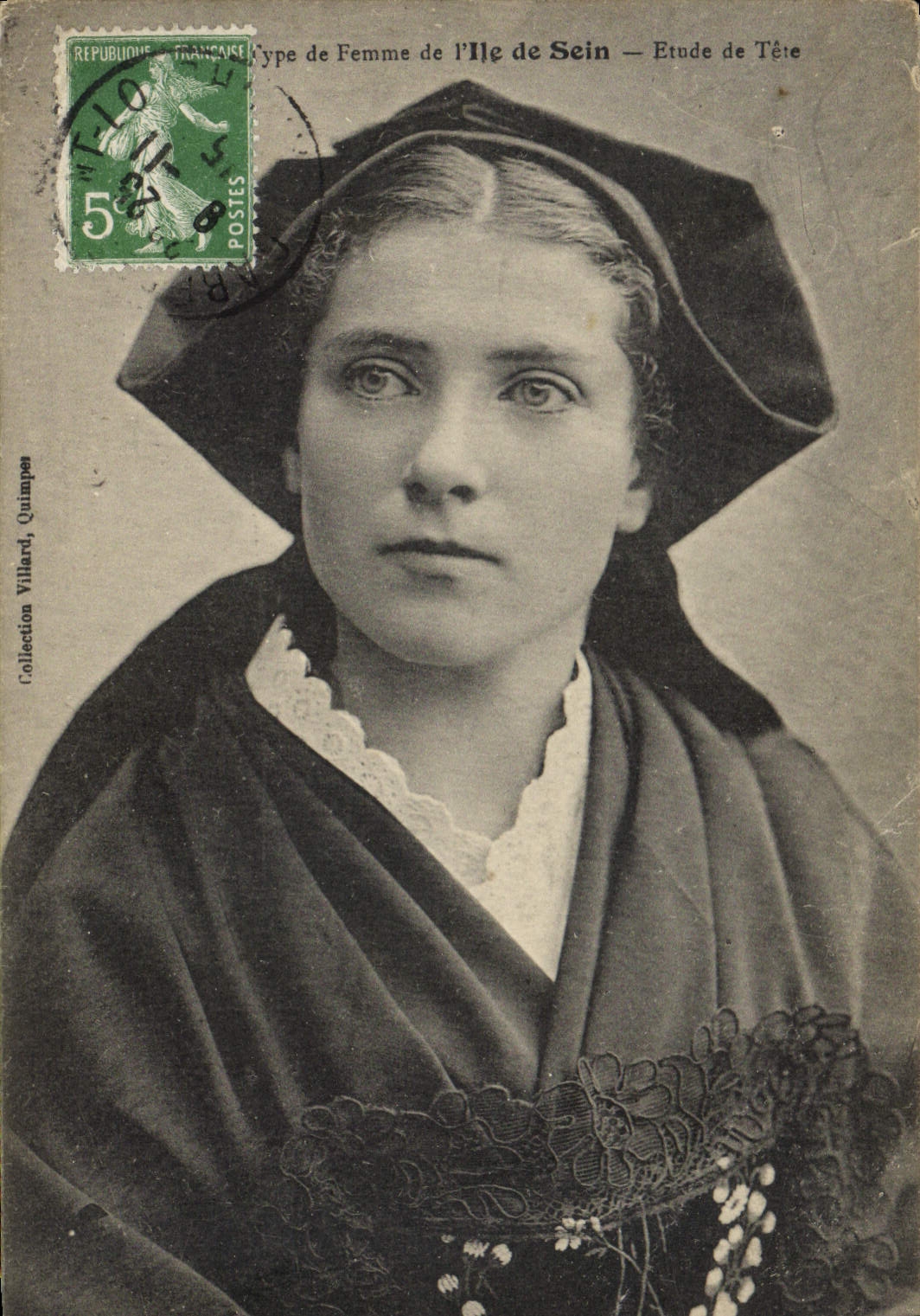CPA Folklore Type de femme de L'Ile de Sein Etude de tete 