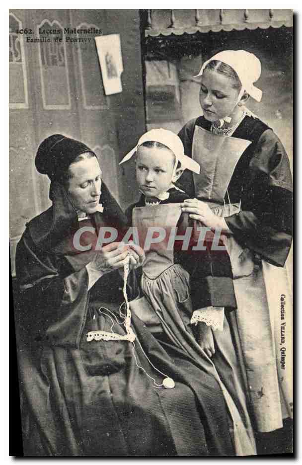 CPA Folklore Lecons maternelles Famille de Pontivy 
