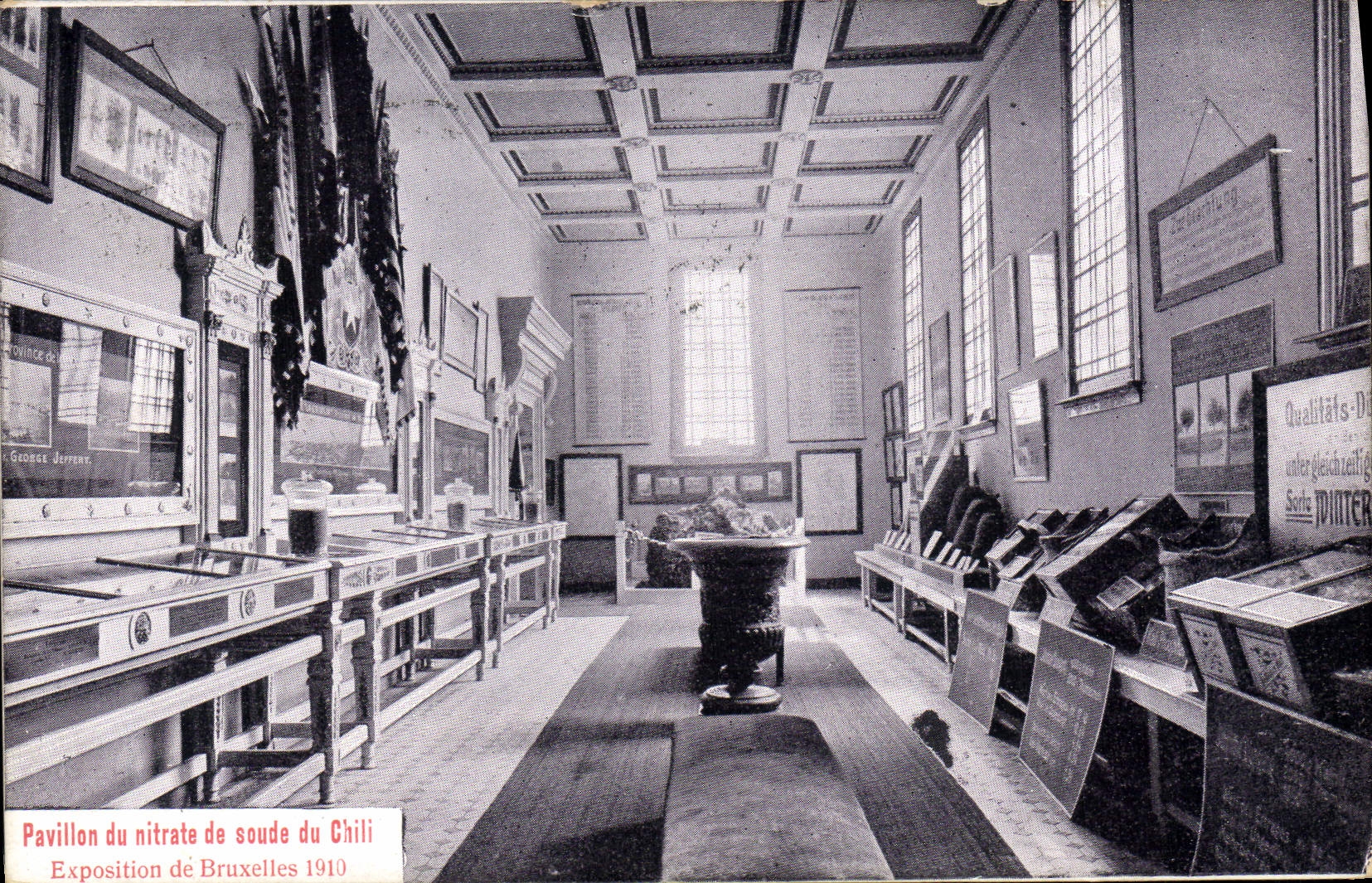 Pavillon du nitrate de Chili — Exposition de Bruxelles 1910 — Éditeur : Georges Jerreres