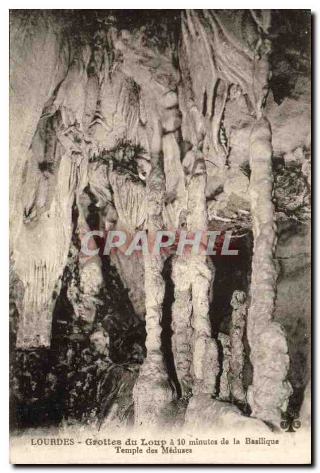 CPA Grotte Grottes du Loup Temple des meduses Lourdes 