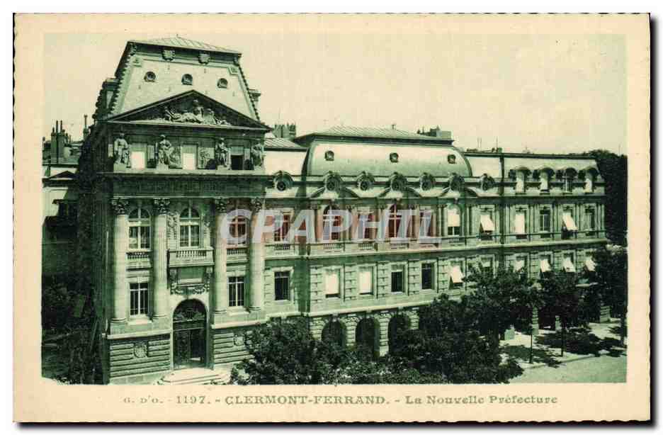 CPA Clermont Ferrand La nouvelle Prefecture  