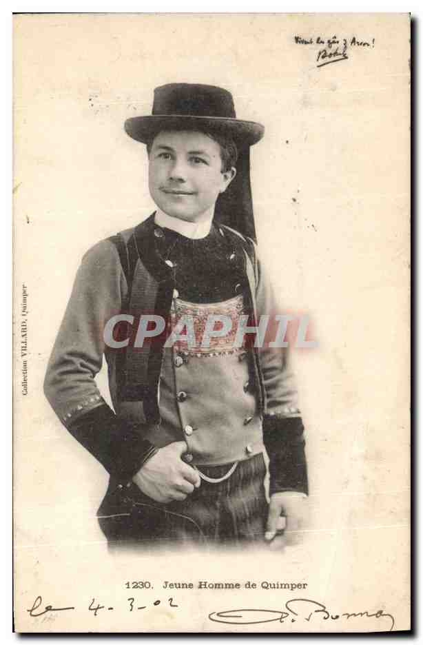 CPA Folklore Jeune homme de Quimper 