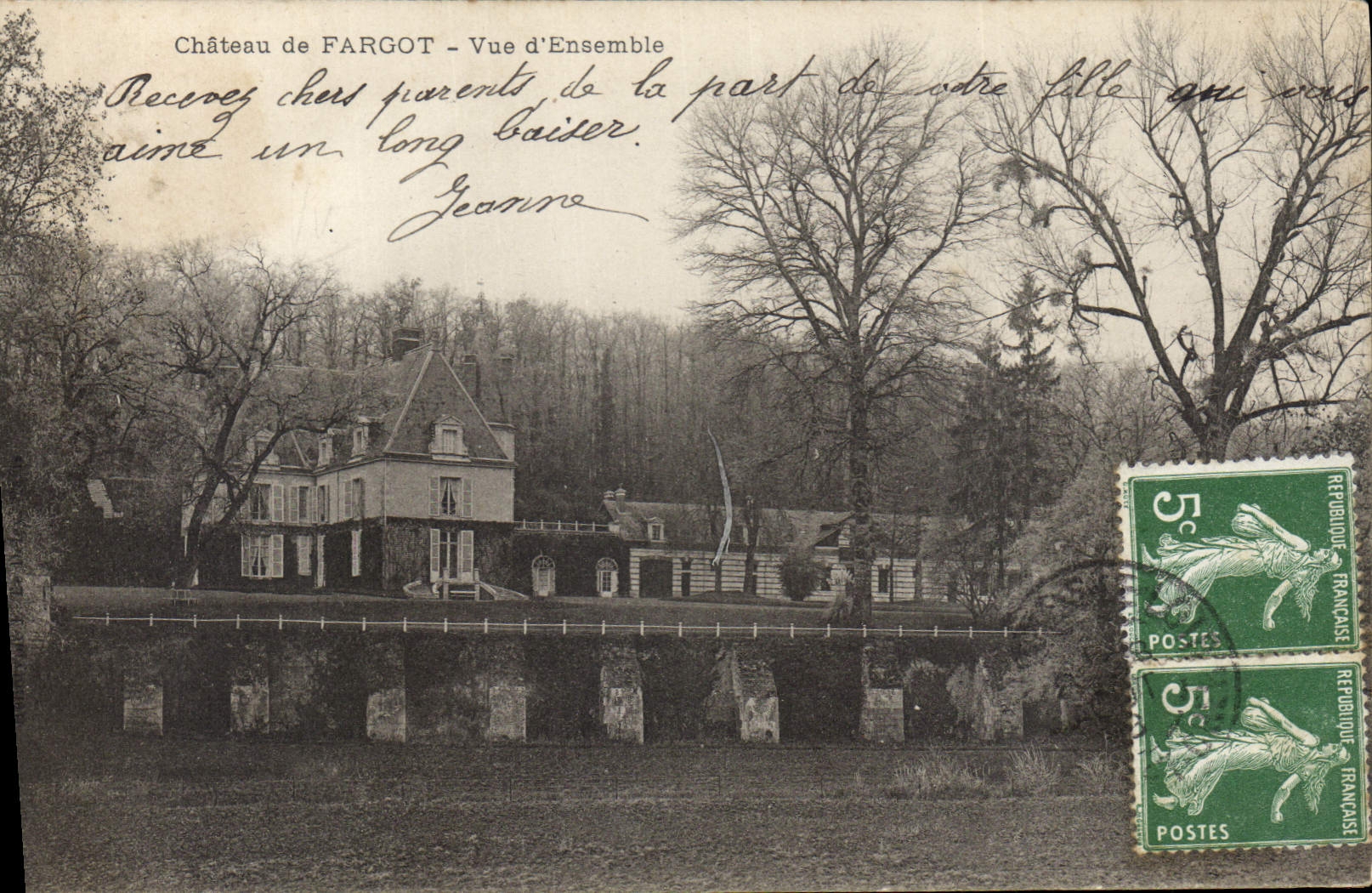Château de FARGOT — Vue d'Ensemble — Éditeur non visible