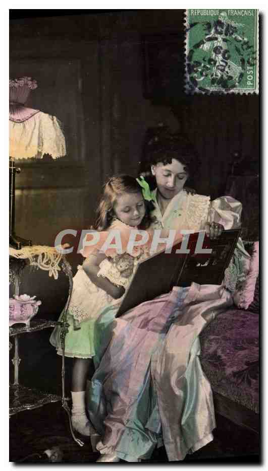 CPA Fantaisie Enfant Poupee Femme 
