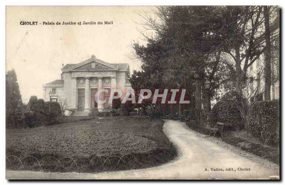 CPA Palais de justice et jardin du Mail Cholet 