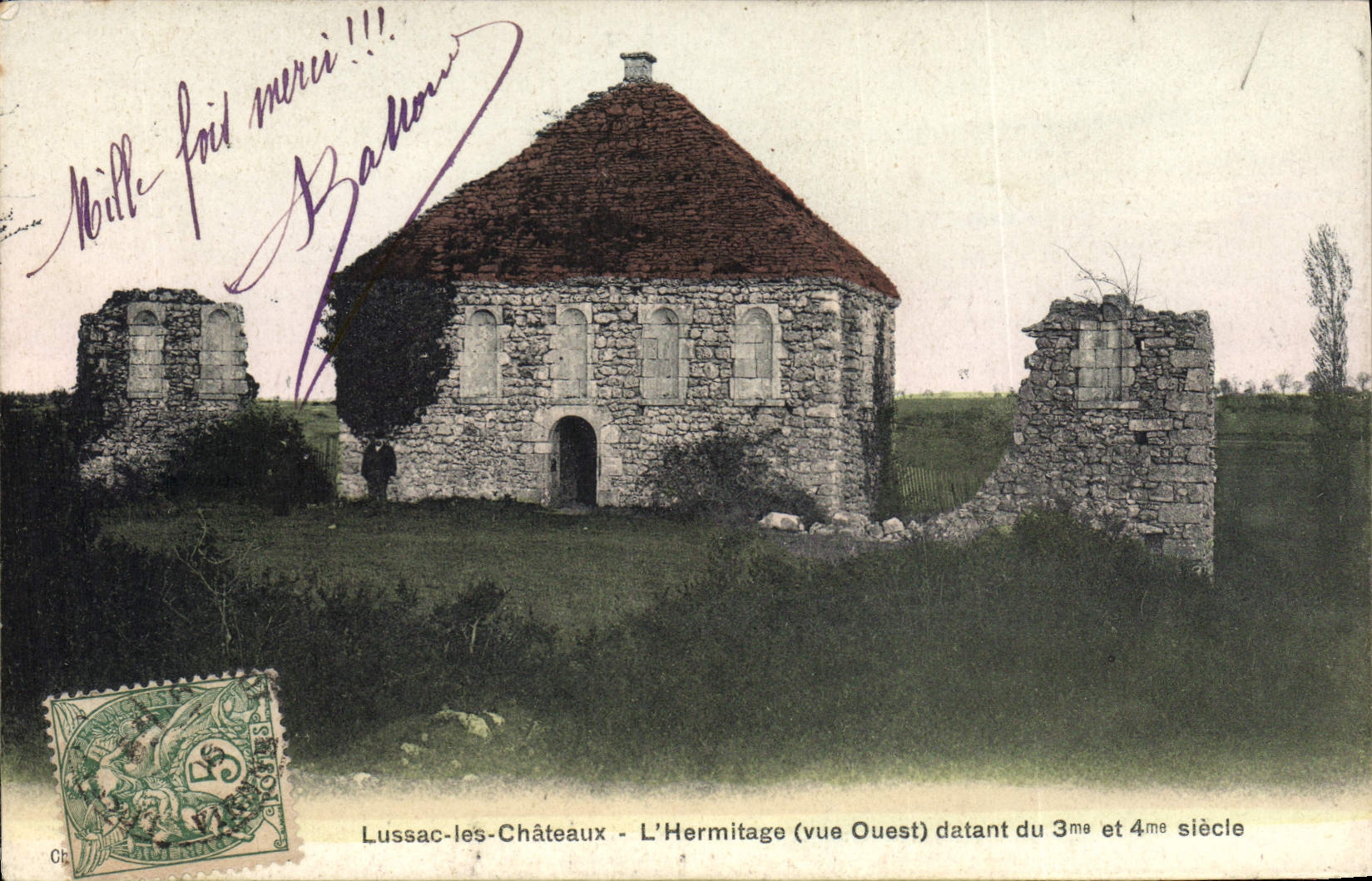 Lussac-les-Châteaux - L'Hermitage (vue Ouest) datant du 3me et 4me siècle