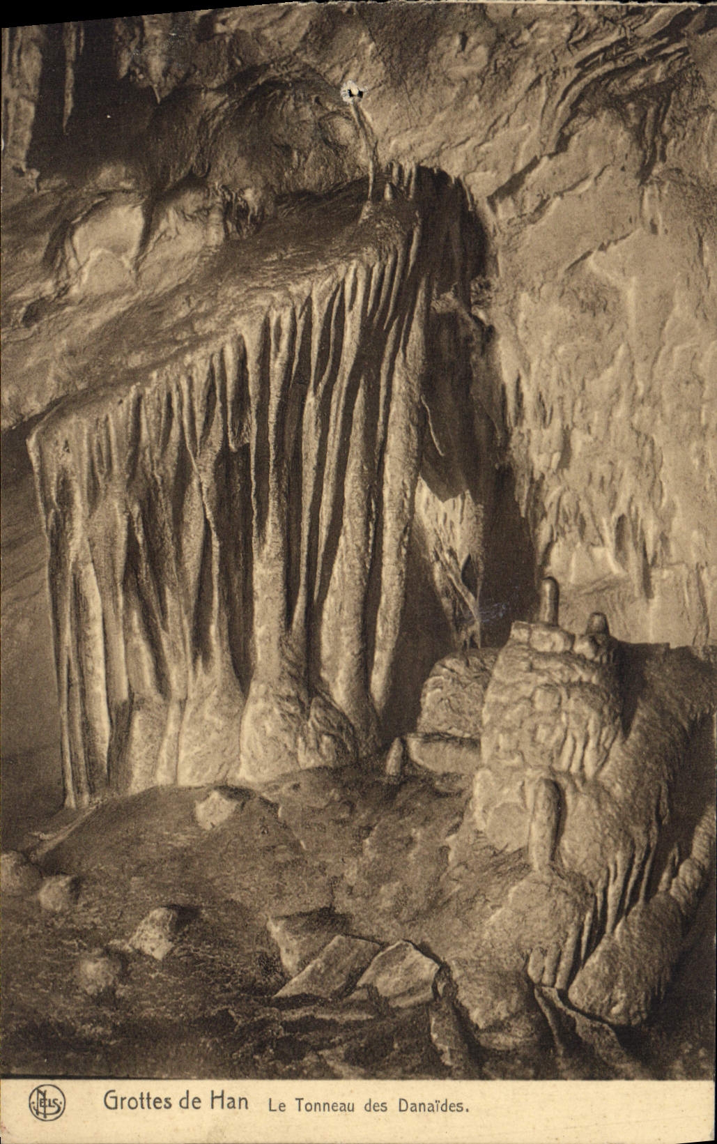 CPA Grotte Grottes de Han Le tonneau des Danaides