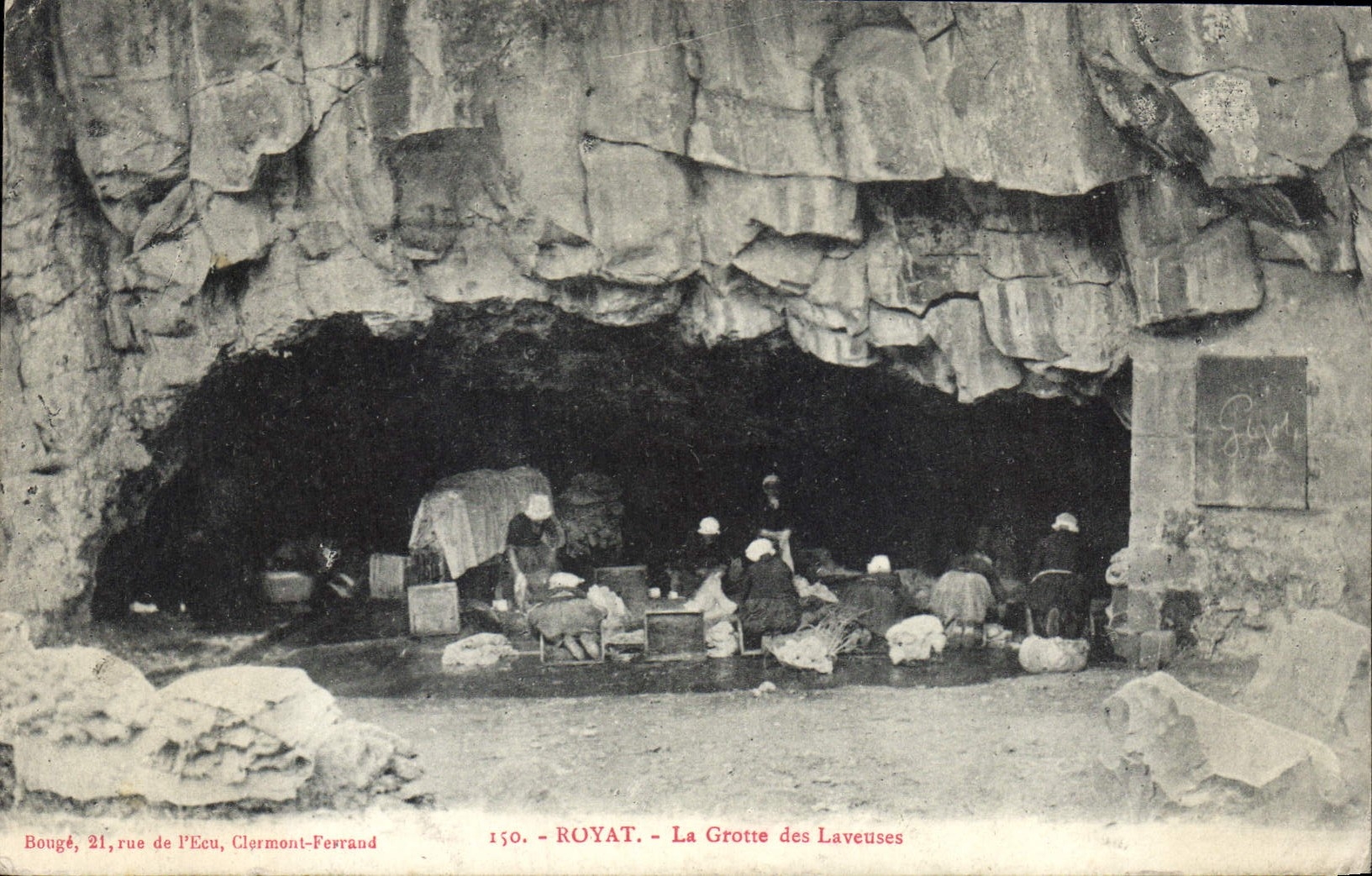 CPA Grotte des leveuses Royat Grottes 