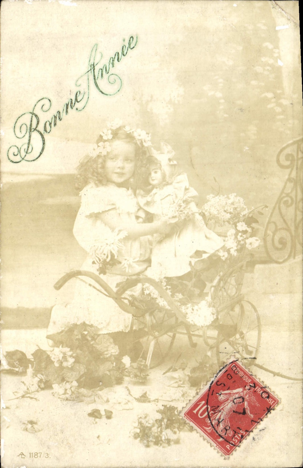 Fille avec poupée — Bonnie Annie — Éditeur Bonnie Annie, n° 1187/3
