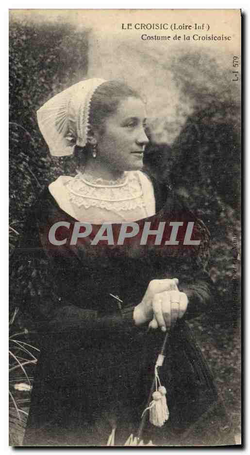 CPA Folklore Costume de la Croisicaise