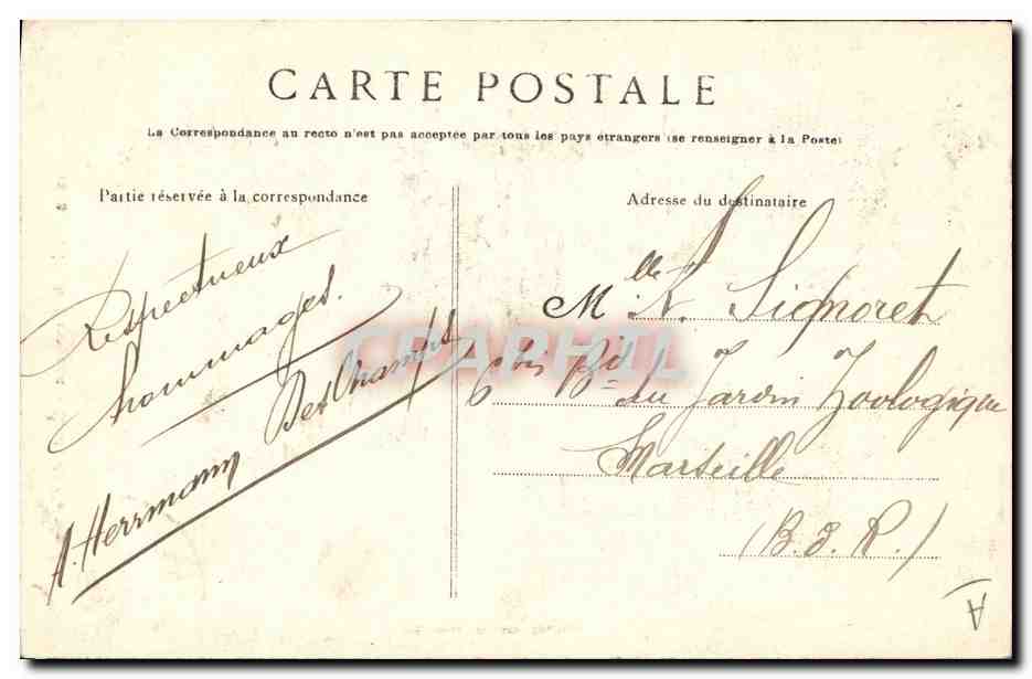 CPA Folklore Maries de Bannalec Etude de costumes Mariage — Verso