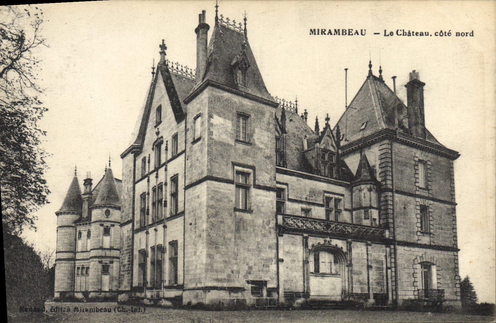 Mirambeau — Le Château, côté nord — Renaud, édit. à Mirambeau (Ch.-Int.)
