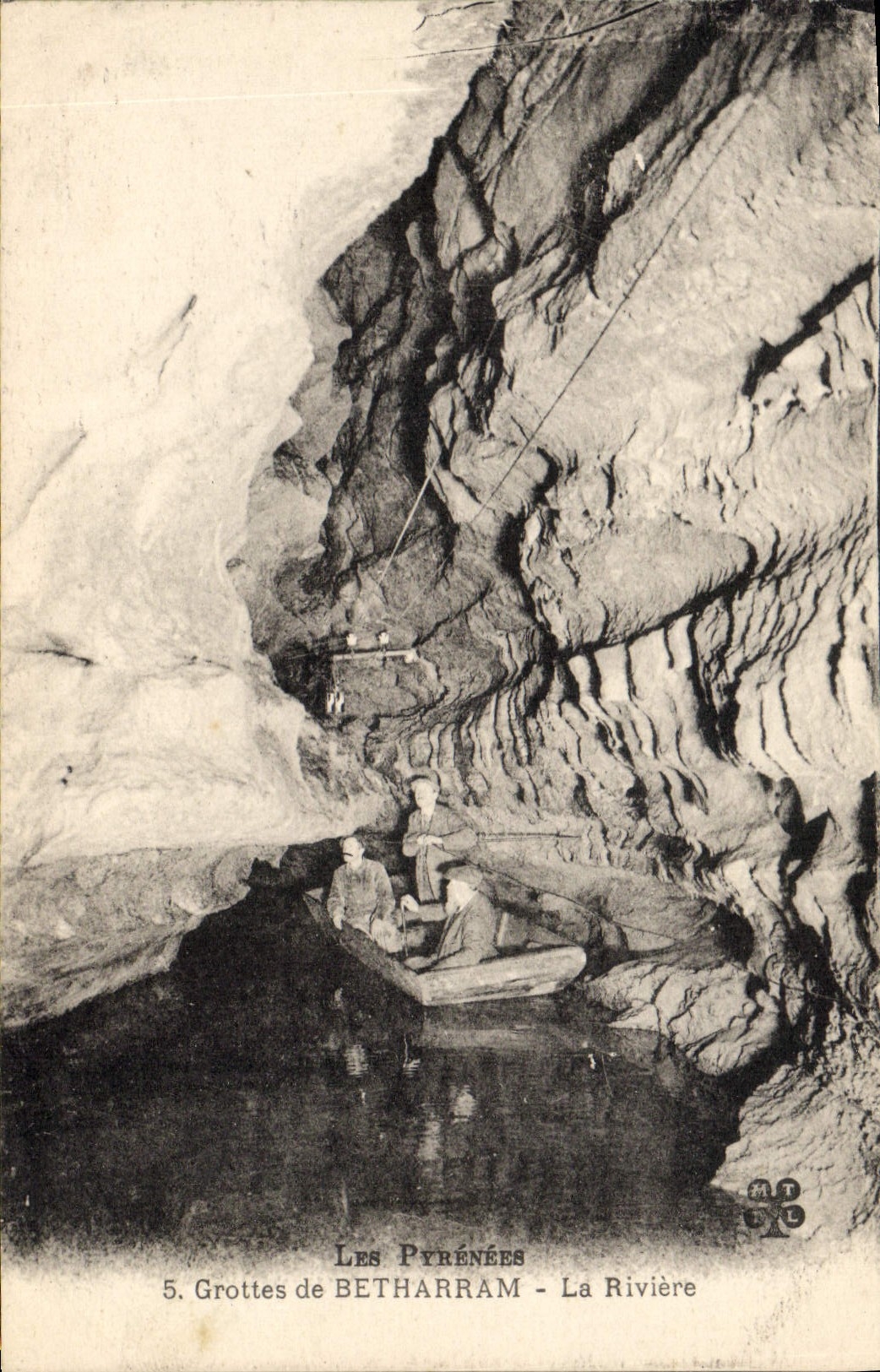 CPA Grottes de Betharram Le riviere Grotte 