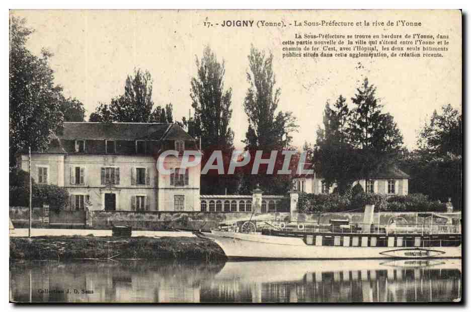 CPA Joigny Sous Prefecture et la rive de l'Yonne Bateau