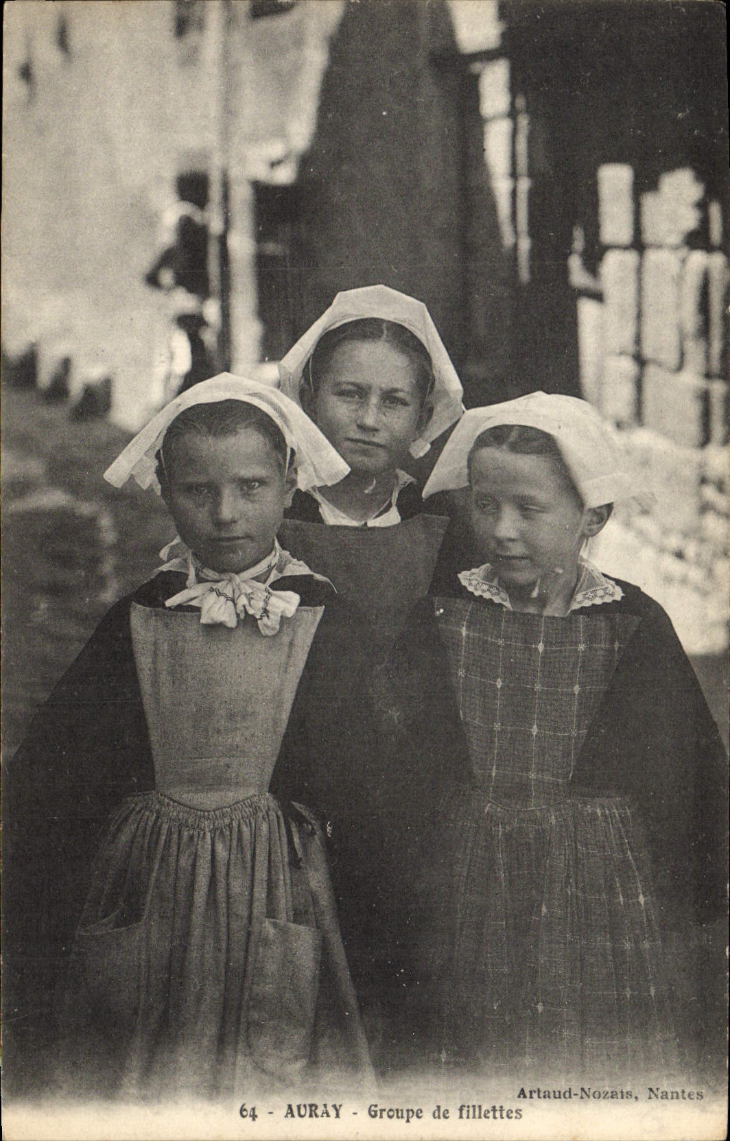 Auray - Groupe de fillettes — Artaud-Nozais, Nantes, n°64