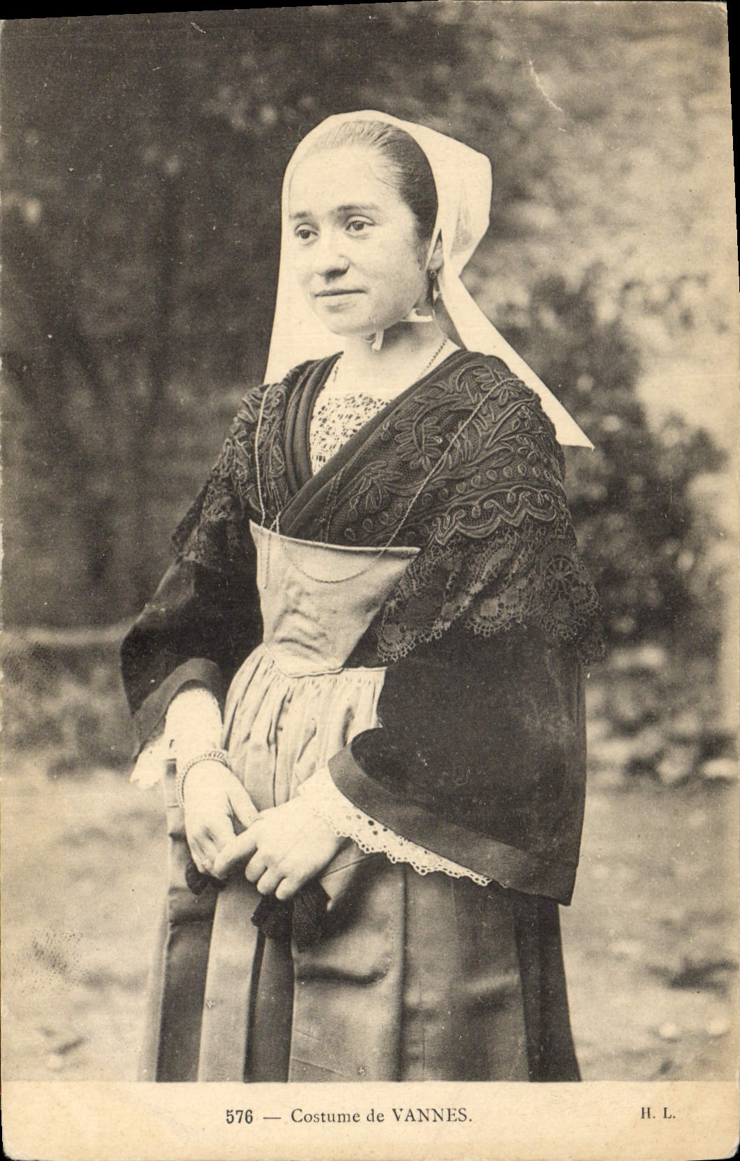 CPA Folklore Costume de Vannes
