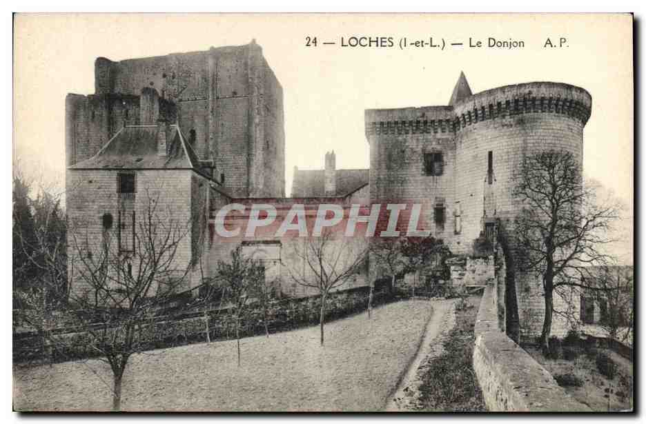CPA Chateau Loches Le donjon