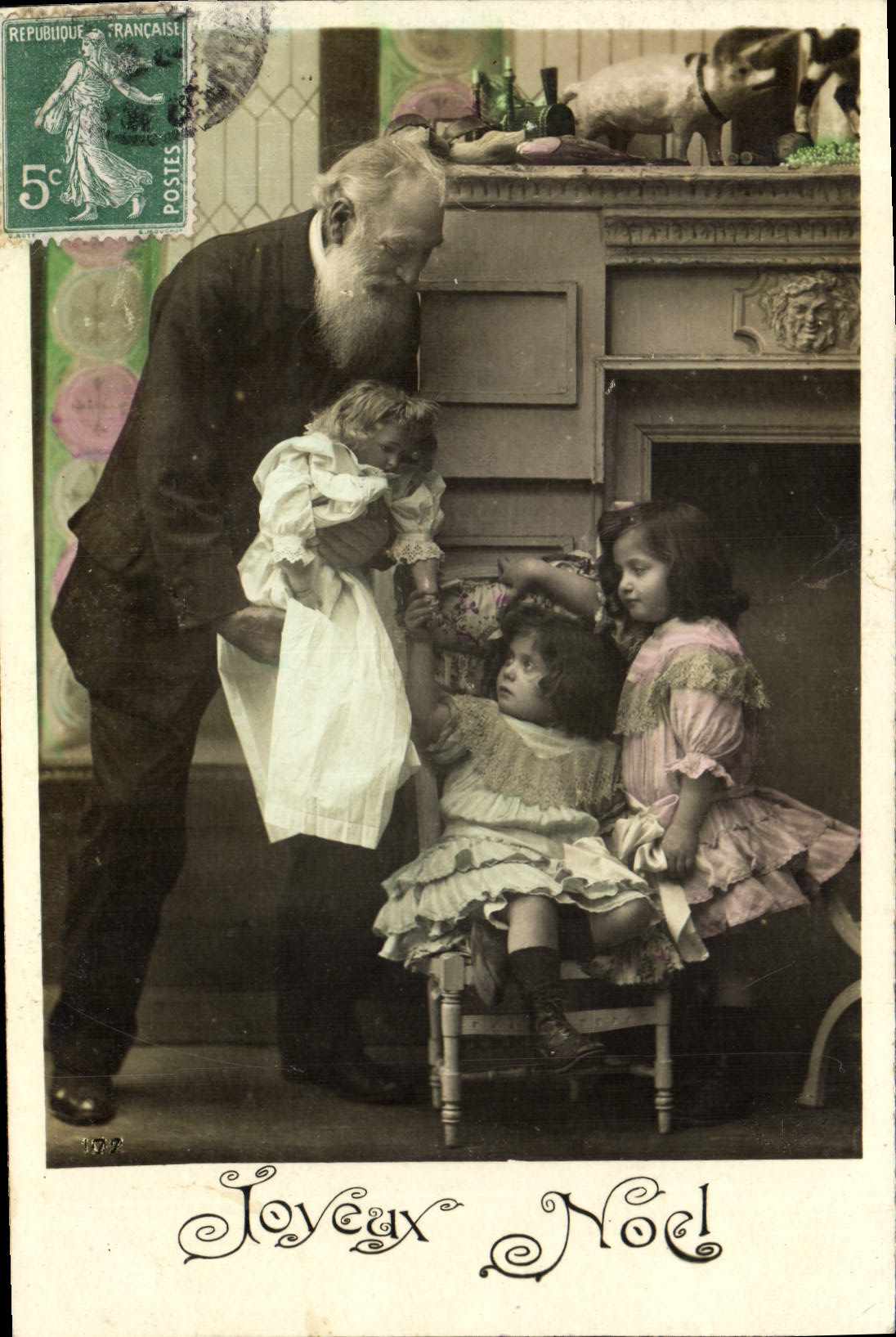 CPA Fantaisie Enfant Poupee Noel Grand pere