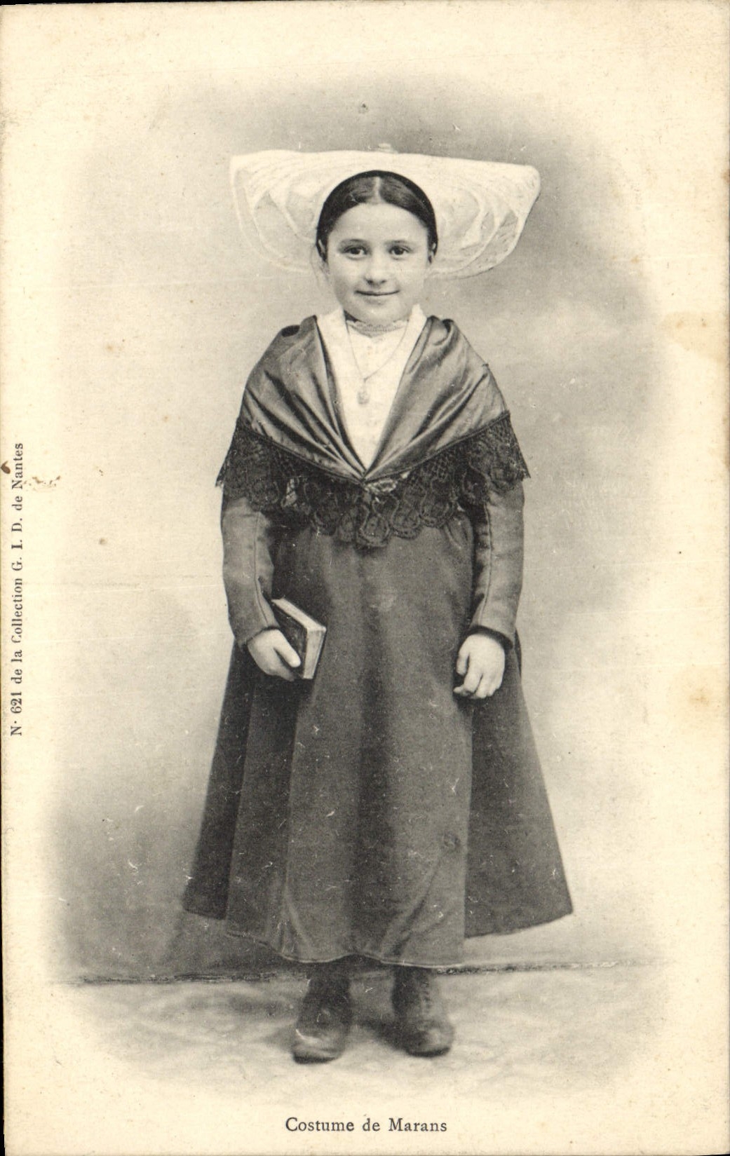 CPA Folklore Costume de Marans