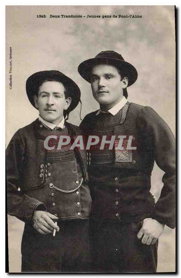 CPA Folklore Deux Trandoues Jeunes gens de Pont L'Abbe