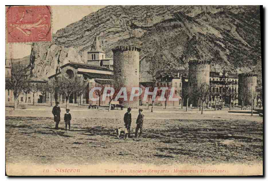 CPA Sisteron Tours des anciens remparts (Monuments Historiques) 