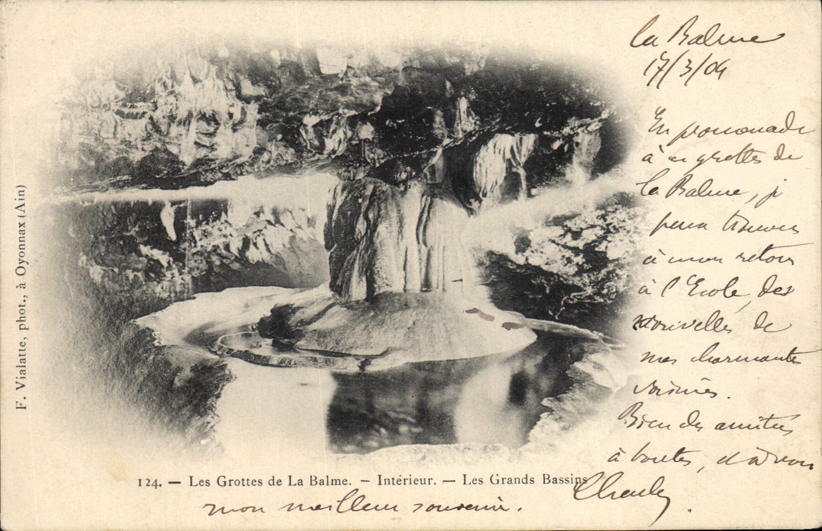 Les Grottes de La Balme — Intérieur — Les Grands Bassins — F. Vialatte, phot. à Oyonnax (Ain) — n° 124