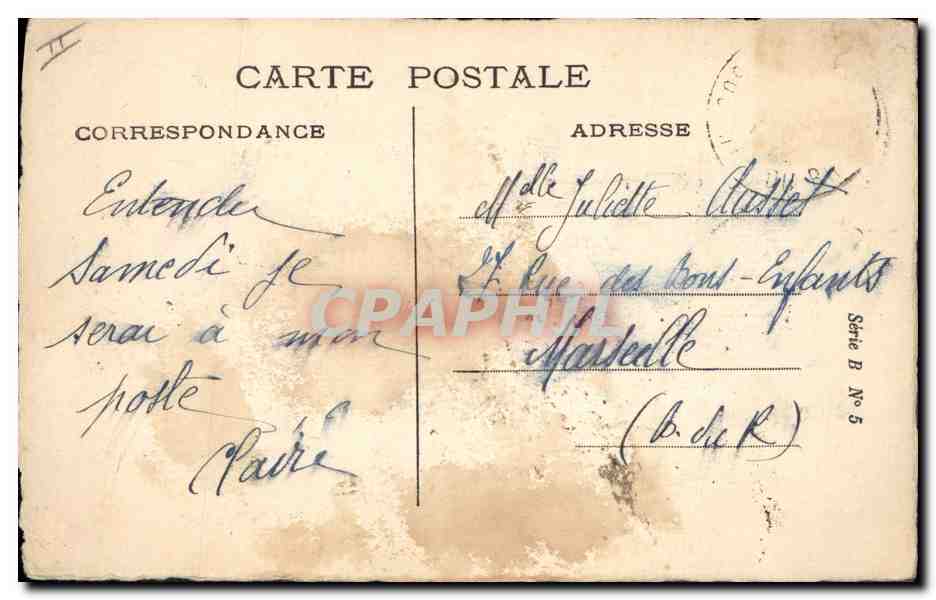 CPA Fantaisie Poupee  Jalousie Chien — Verso