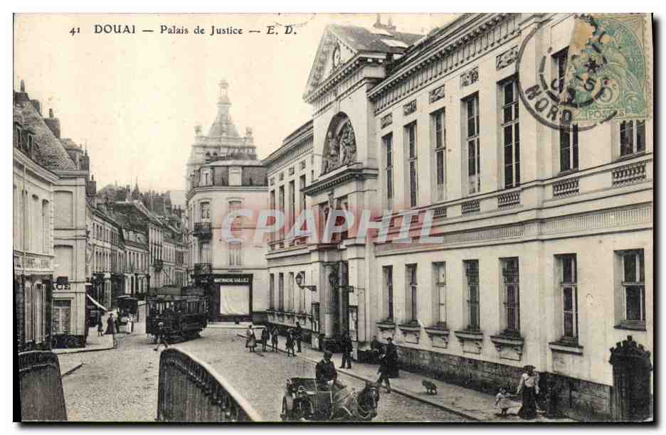 CPA Douai Palais de Justice Tramway