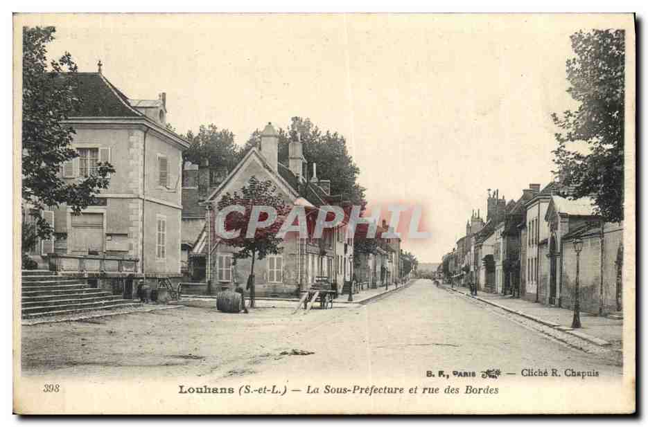 CPA Louhans La Sous Prefecture et rue des Bordes 
