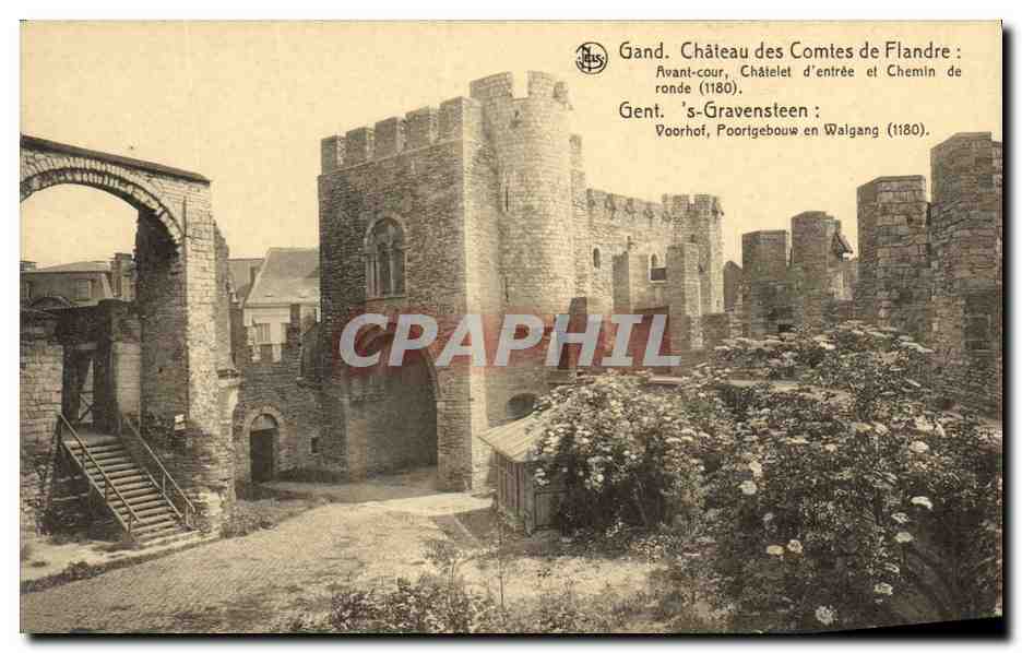 CPA Gand Chateau des Comtes de Flandre Avant cour Chatelet d'entree et chemin de ronde (1180) 