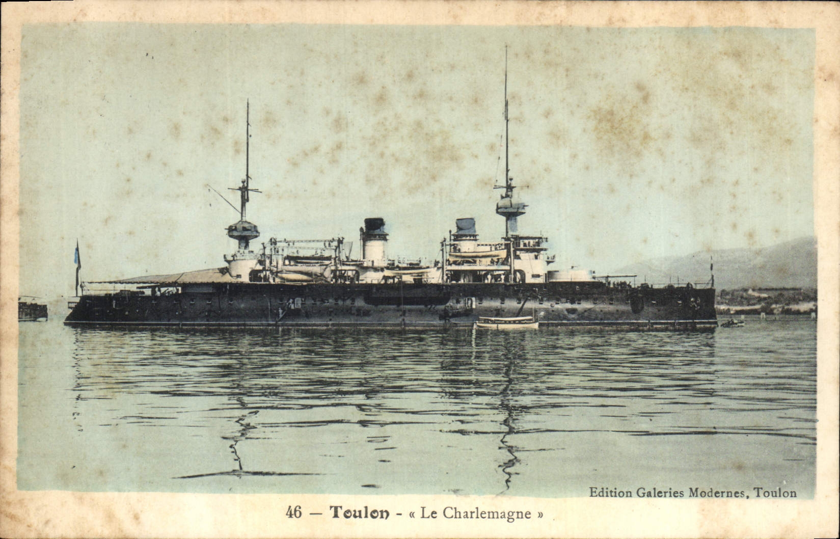 CPA Bateau de Guerre Toulon Le Charlemagne 