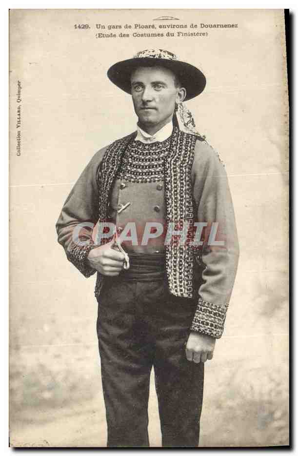 CPA Folklore Un gars de Ploare environs de Douarnenez (Etude des Costumes de Finistere) 