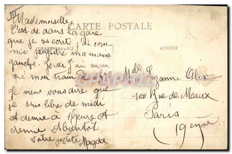 CPA Folklore Environs de Douarnenez femme de Ploare Costume porte pour le pardon de Ste Anne la Palu — Verso