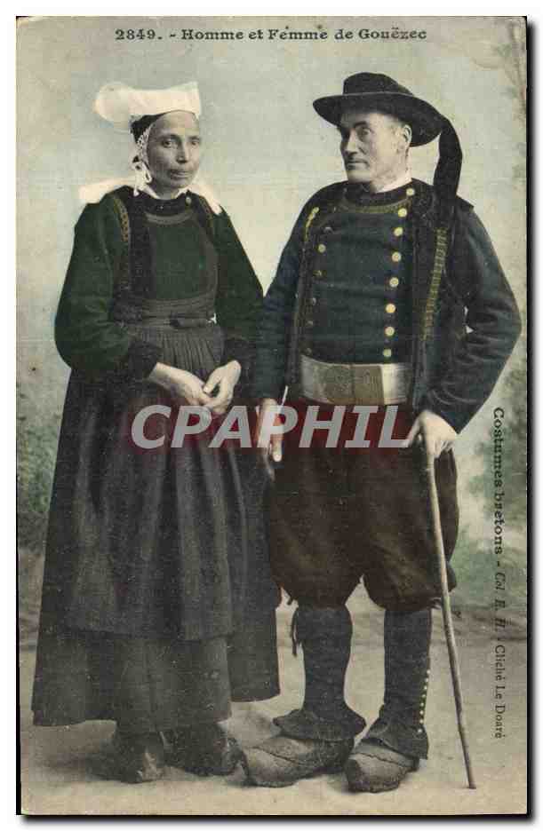 CPA Folklore Homme et femme de Gouezec 