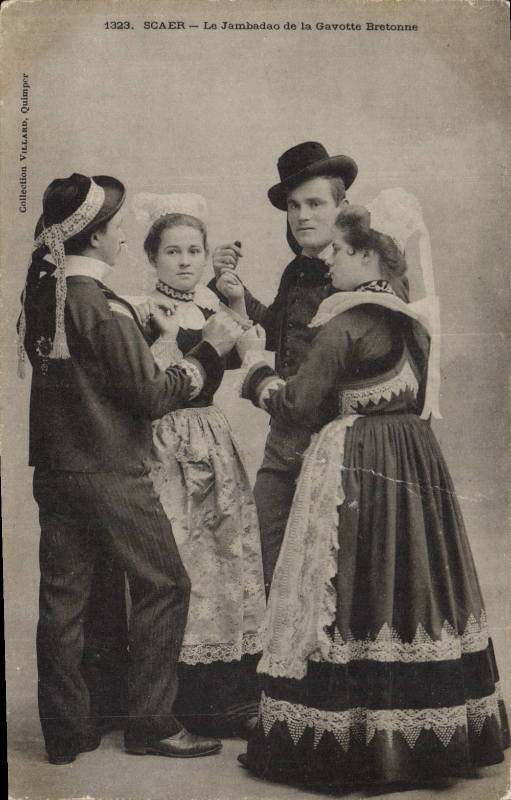 Le Jambadao de la Gavotte Bretonne — SCAER — Collection Villard, Quimper