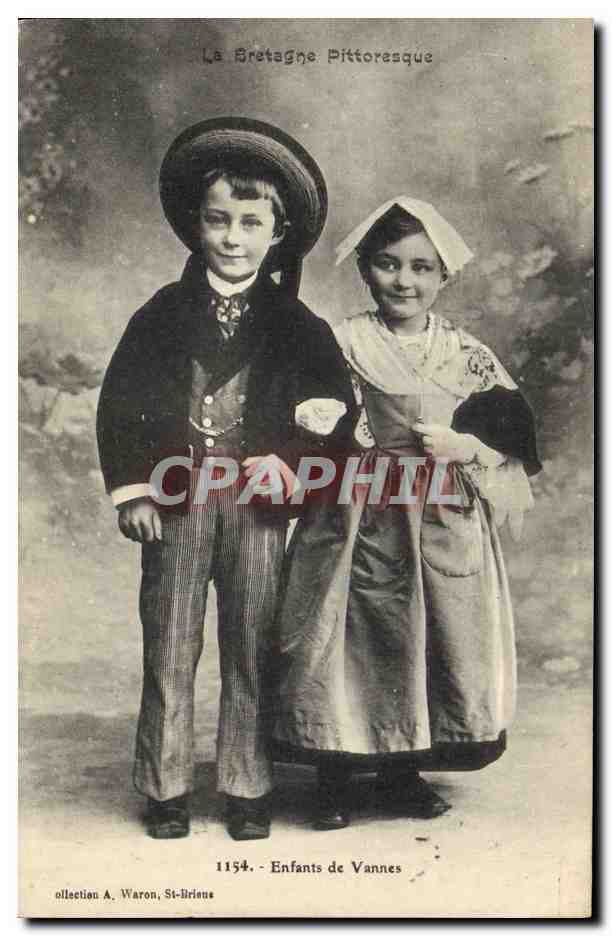 CPA Folklore  La Bretagne Pittoresque Enfants de Vannes 