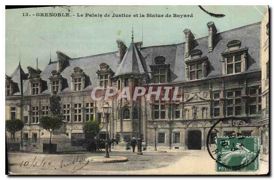 CPA Grenoble Le Palais de Justice et la Statue de Bayard 